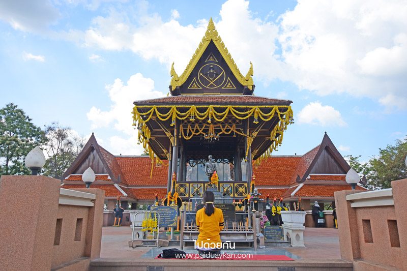 ศาลสมเด็จพระนเรศวร  หนองบัวลำภู