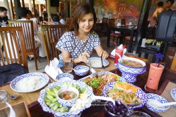 ร้านอาหารเรือนทับขวัญ