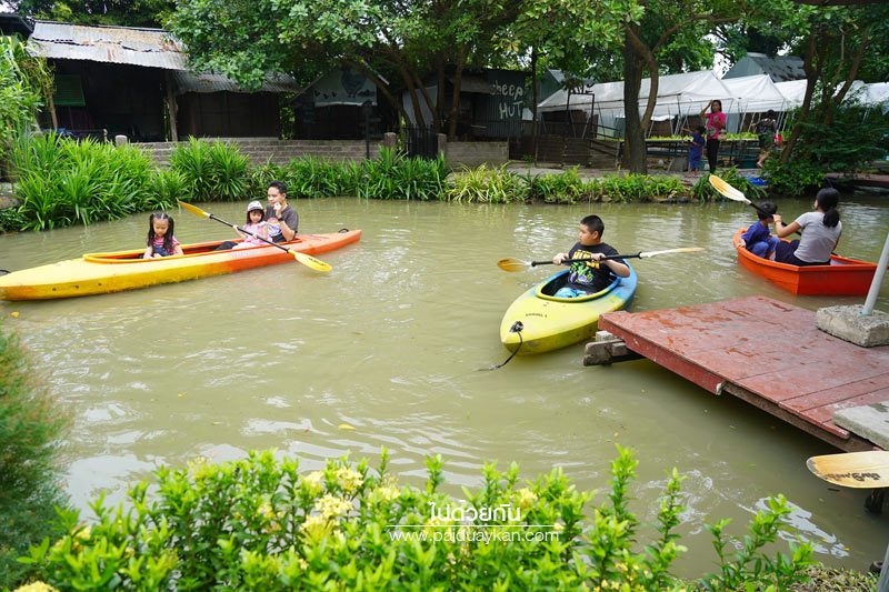 บ้าน ๑,๐๐๐ ไม้ Cafe & Farm 