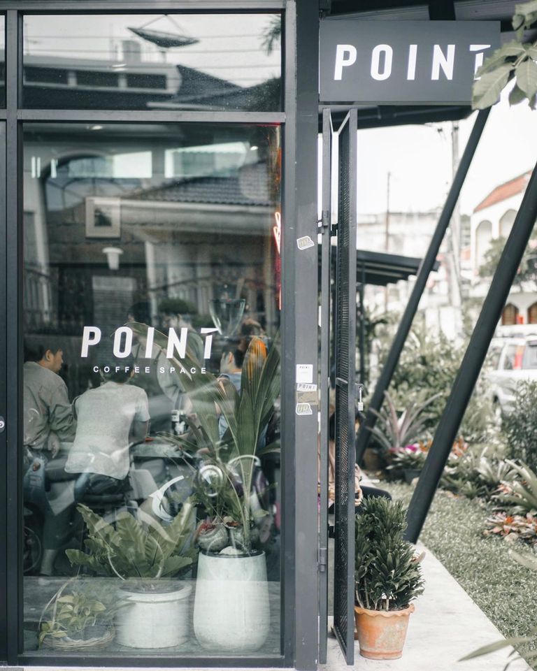 Point Coffee Space1