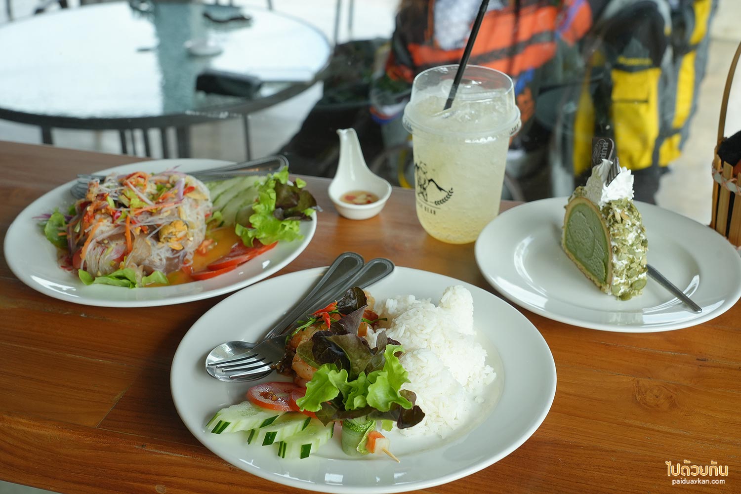 Black Bear Cafe