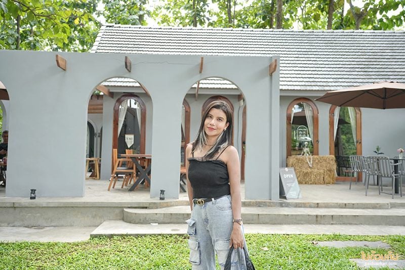 RAYY CAFÉ