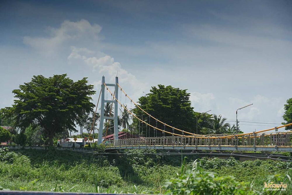 สะพานสวรรค์วรนายกรำลึก